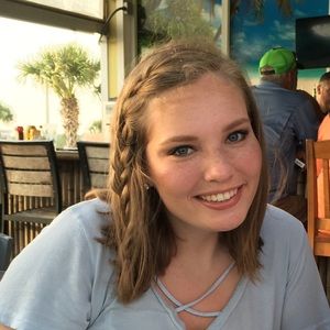 Meet your Posher, Brittney